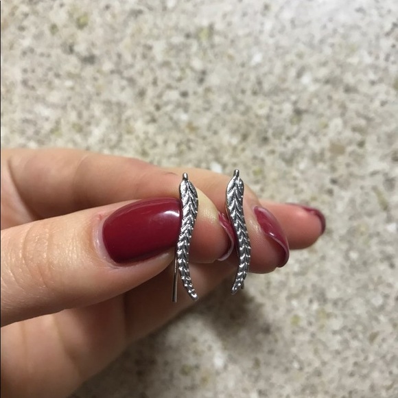 3/12$ Silver Feather Earrings - Picture 4 of 5